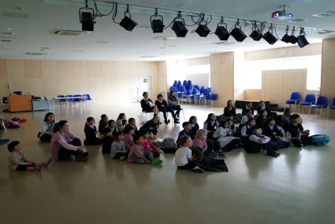 A captivated audience at a showing by the French Ciné-Club