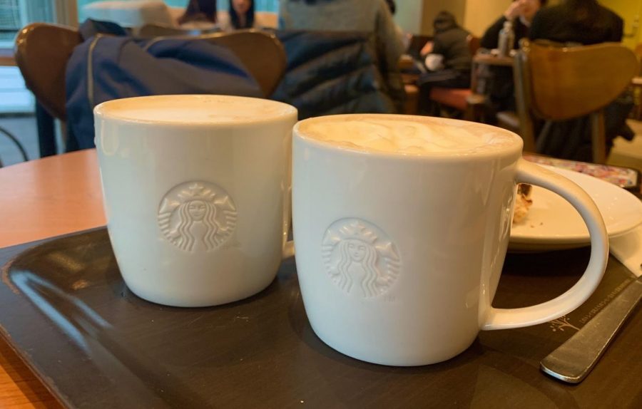 Mugs you can order in at Starbucks Hiroo.