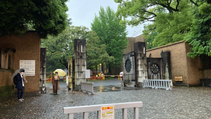 Nō-seimon gate at the Hongō Campus of the University of Tokyo, where three people were attacked with a knife on 15 January, 2022.